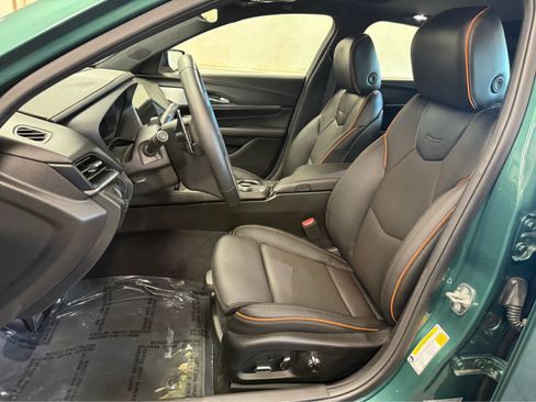 Used 2025 Cadillac CT4 V w/ Super Cruise Package AWD/4WD image 9