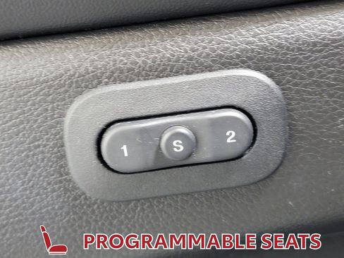Used 2019 Jeep Grand Cherokee Limited AWD/4WD image 29