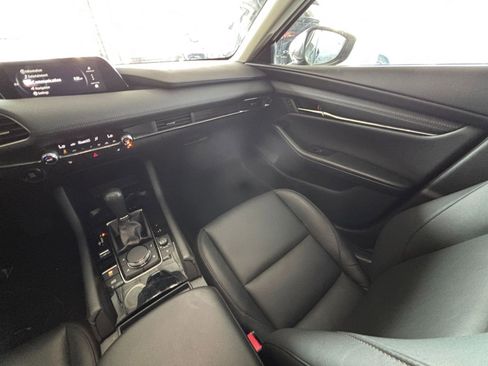 Used 2025 MAZDA MAZDA3 s image 39