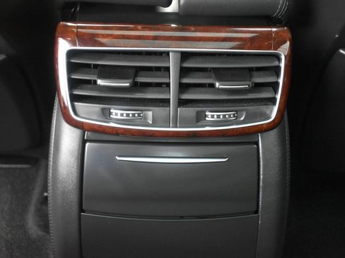 Used 2013 Audi A8 L 3.0T AWD/4WD image 40