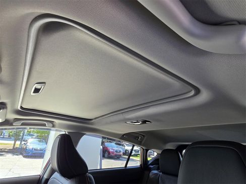 New 2025 Subaru Crosstrek 2.5i Limited image 9