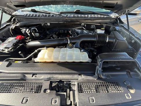 Used 2024 Ford Expedition Limited AWD/4WD image 29