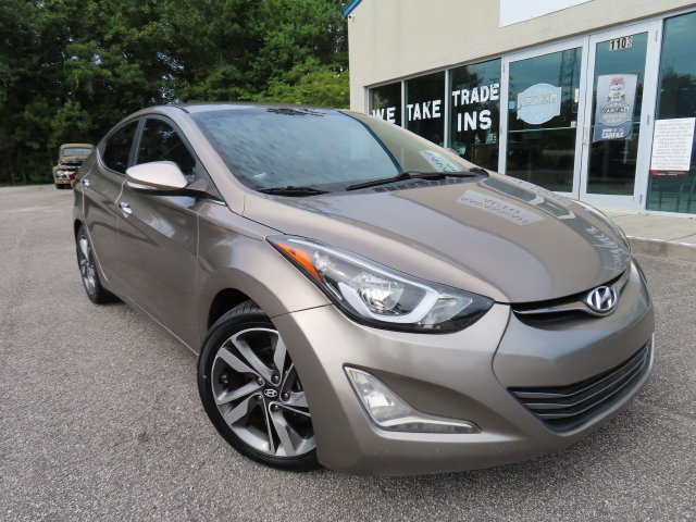 Used 2015 Hyundai Elantra Limited FWD image 1