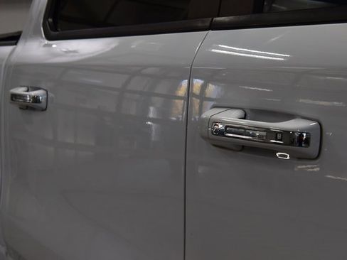 Used 2021 RAM 1500 Laramie image 19