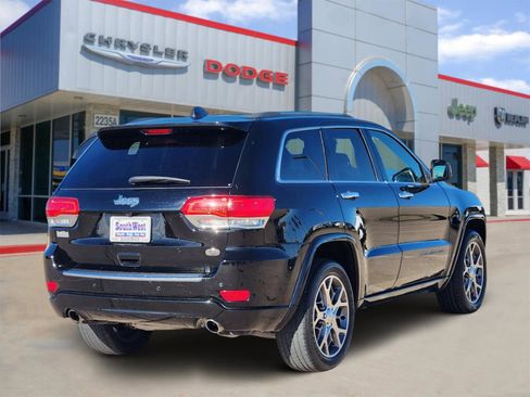 Used 2020 Jeep Grand Cherokee Overland image 5