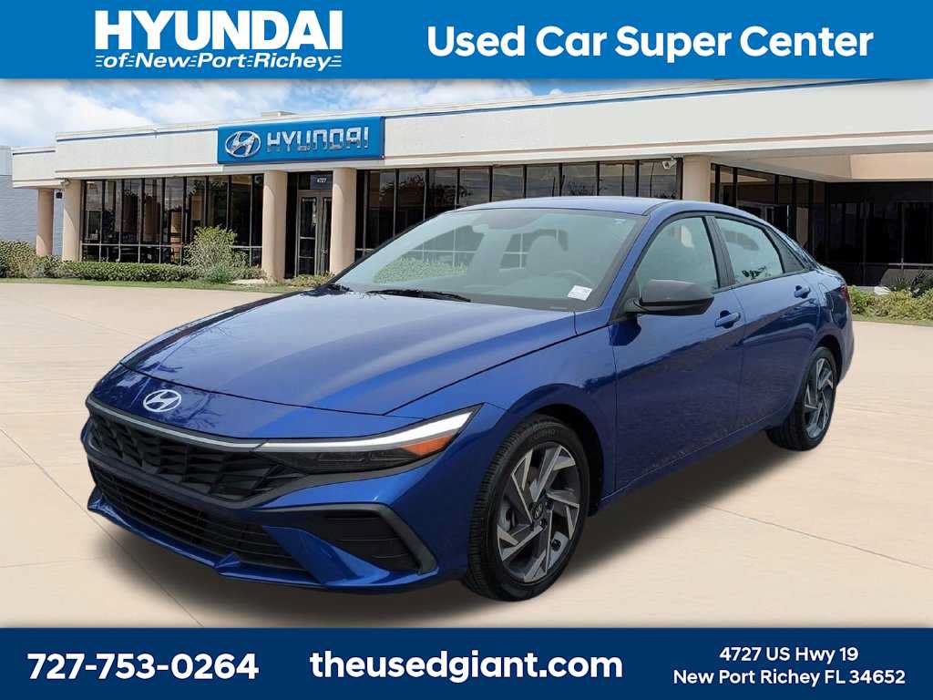 Used 2025 Hyundai Elantra Sport FWD image 1