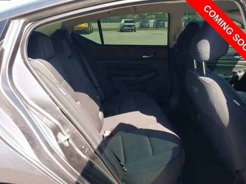 Used 2021 Nissan Altima 2.5 S image 6