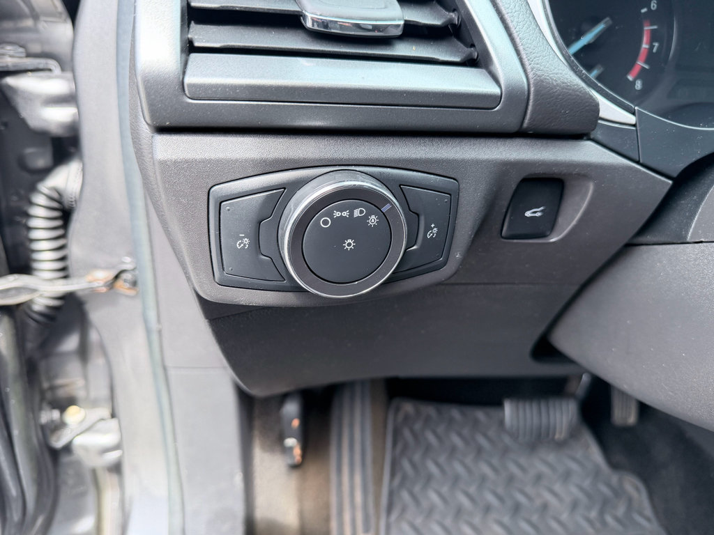 Used 2014 Ford Fusion S FWD image 11