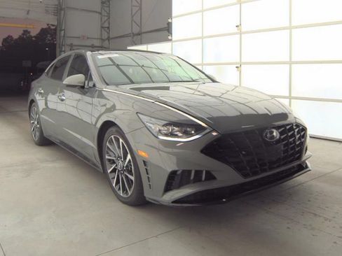 Used 2023 Hyundai Sonata Limited FWD image 4