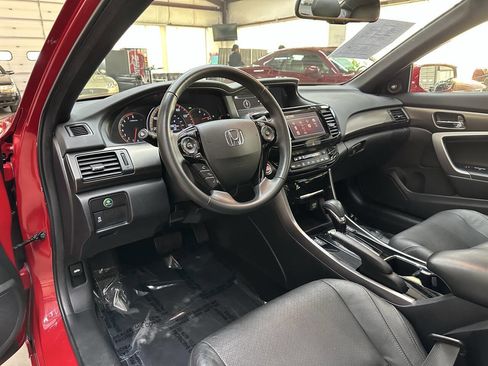 Used 2017 Honda Accord EX-L image 16