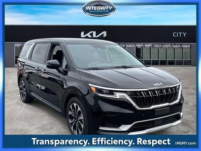 Used 2023 Kia Carnival EX