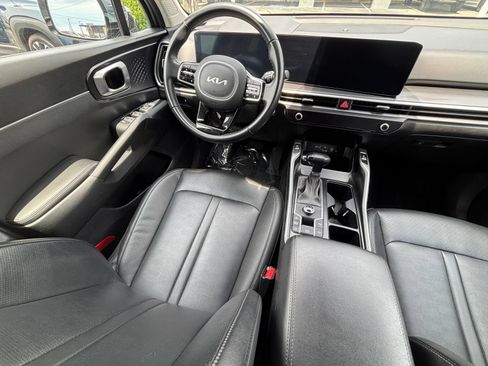 Used 2024 Kia Sorento S FWD image 37