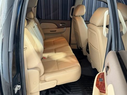 Used 2012 Chevrolet Silverado 1500 LTZ w/ LTZ Plus Package AWD/4WD image 23