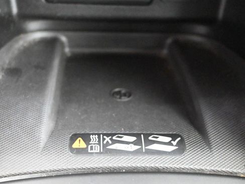 Used 2019 Chevrolet Equinox Premier image 31