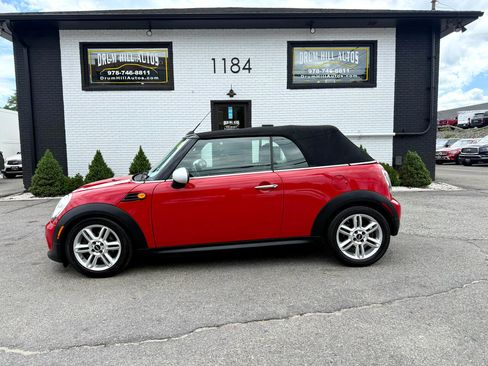 Used 2014 MINI Cooper Convertible image 2