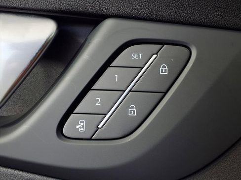 New 2026 Buick Enclave Sport Touring image 9