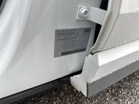 Used 2020 Audi Q3 2.0T Premium w/ Convenience Package image 35