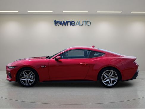 Used 2024 Ford Mustang GT Premium RWD image 2