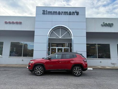 Certified 2025 Jeep Compass Limited w/ Elite Group AWD/4WD image 1