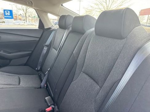 Certified 2023 Honda Accord EX image 18