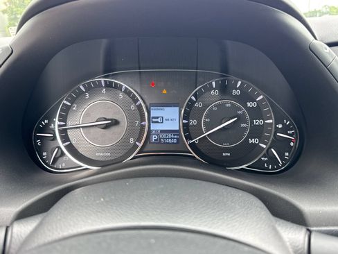 Used 2019 Nissan Armada Platinum w/ Captain's Chairs Package RWD image 28