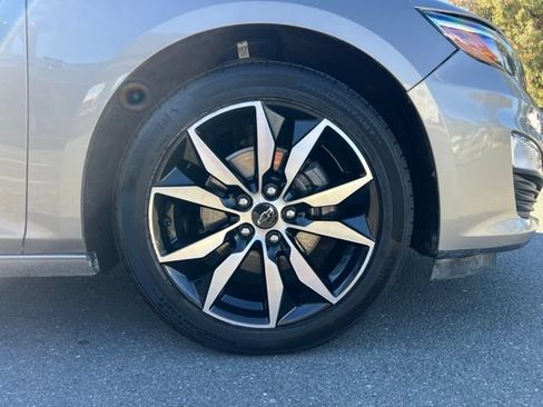 Used 2024 Chevrolet Malibu RS w/ LPO, Floor Liner Package FWD image 3