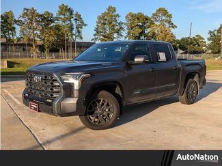Used 2025 Toyota Tundra Platinum video 1