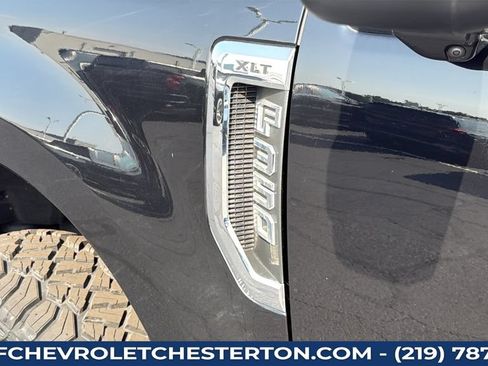Used 2022 Ford F350 XLT w/ XLT Premium Package AWD/4WD image 35