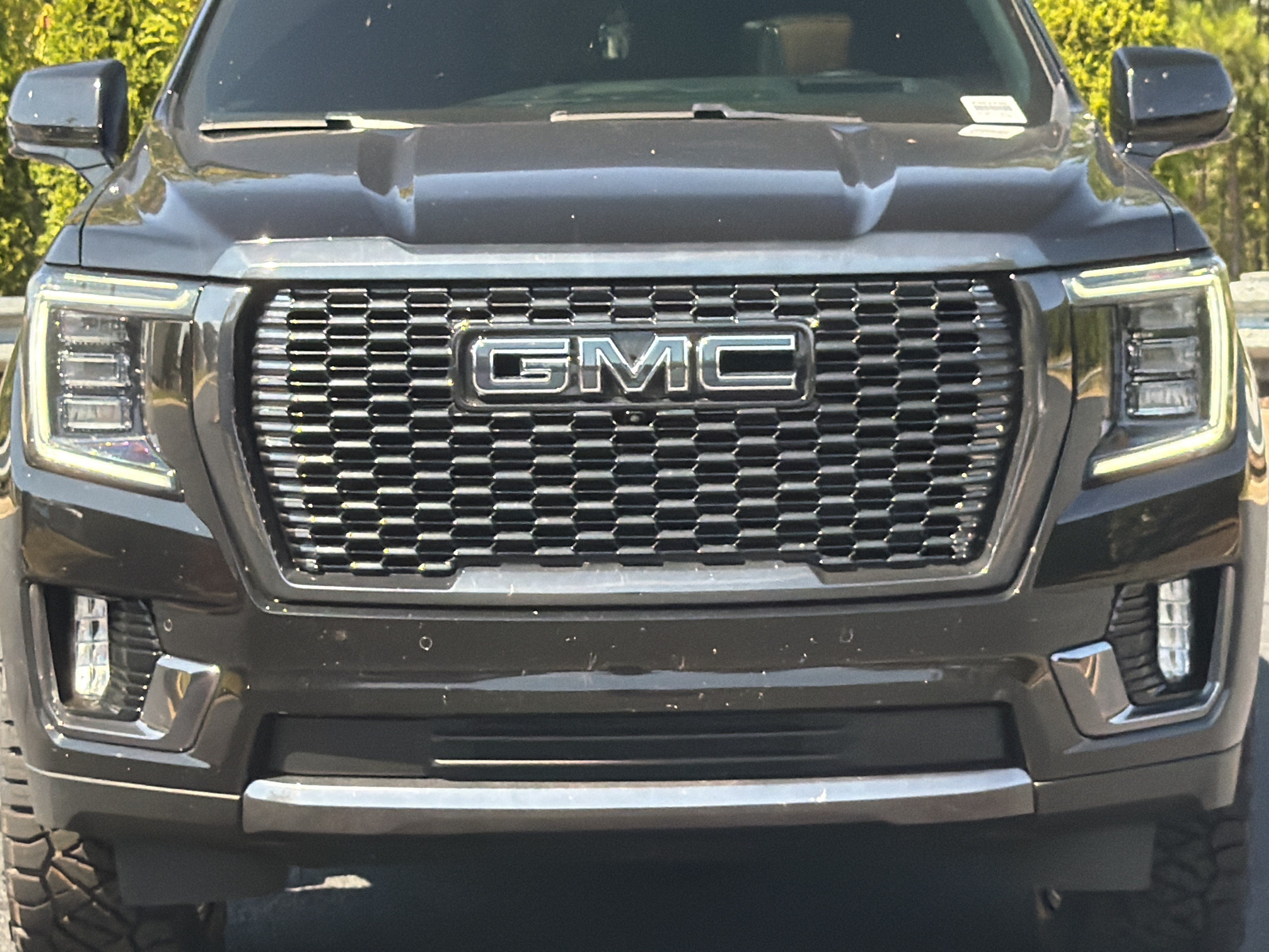 Used 2023 GMC Yukon Denali Ultimate w/ LPO, Floor Liner Package AWD/4WD image 21