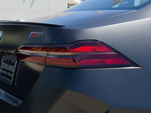 New 2026 BMW M5 w/ Executive Package image 4