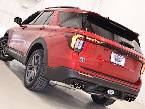 New 2026 Ford Explorer ST w/ Sun And Sound Package AWD/4WD image 38