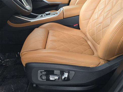 Certified 2023 BMW X7 xDrive40i w/ Premium Package image 30