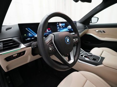 Used 2023 BMW 330e xDrive w/ Driving Assistance Package AWD/4WD image 8