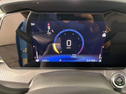 Certified 2025 Chevrolet Trax ACTIV w/ Driver Confidence Package FWD image 33