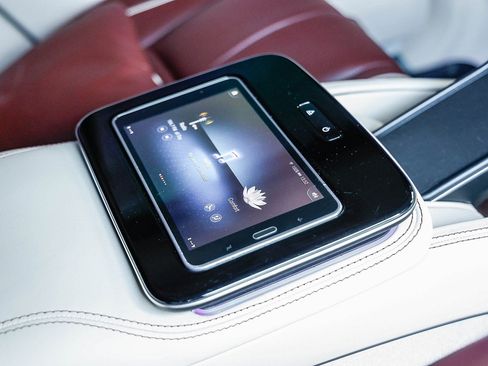 Used 2021 Mercedes-Benz Maybach GLS 600 4MATIC image 18