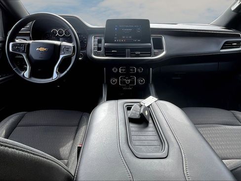 Used 2023 Chevrolet Suburban LS w/ Driver Alert Package image 7