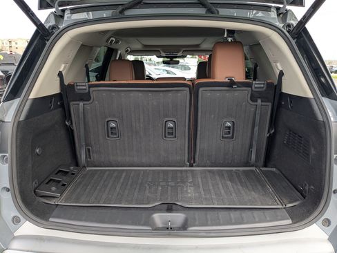 Used 2024 Nissan Pathfinder Platinum w/ Cargo Package AWD/4WD image 33