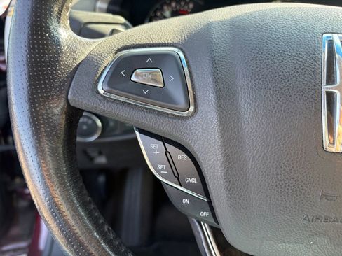 Used 2013 Lincoln MKZ Sedan 4D image 12