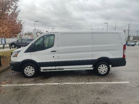 Used 2024 Ford Transit 250 Low Roof w/ Exterior Upgrade Package image 17