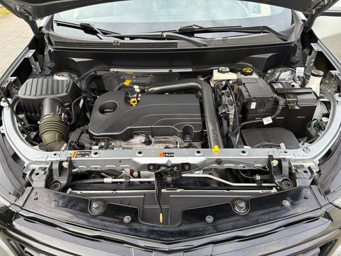 Used 2024 Chevrolet Equinox RS w/ LPO, Floor Liner Package FWD image 35