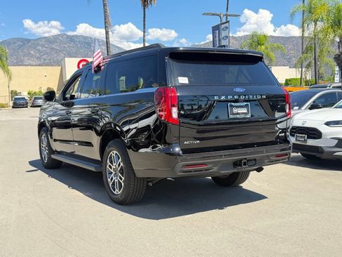 Used 2026 Ford Expedition Max Active RWD image 10