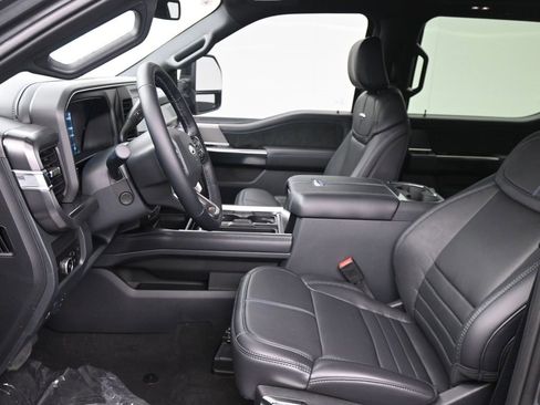 New 2026 Ford F250 Platinum w/ FX4 Off-Road Package image 20