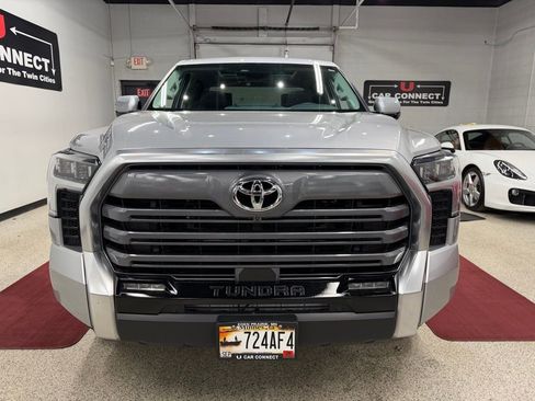 Used 2024 Toyota Tundra Limited AWD/4WD image 6