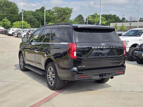 Used 2025 Ford Expedition Active AWD/4WD image 4