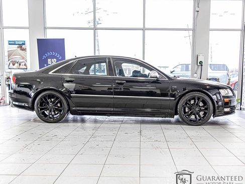 Used 2008 Audi S8 image 11