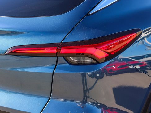 Used 2024 Buick Envista Preferred w/ Convenience I Package image 10