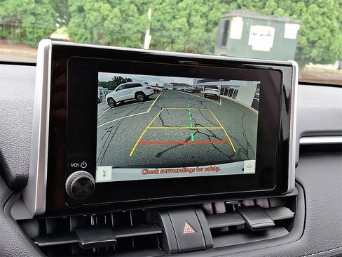 Used 2024 Toyota RAV4 XLE image 18