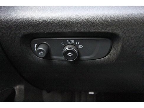 Used 2023 Chevrolet Traverse Premier w/ Redline Edition image 21