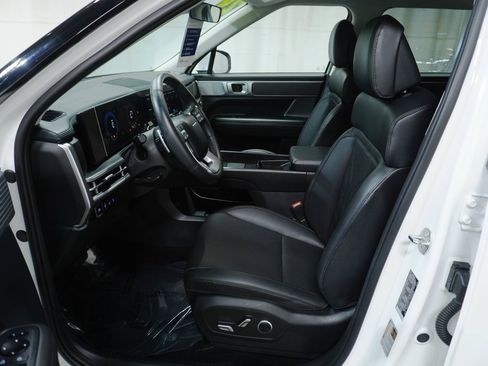 Used 2024 Hyundai Santa Fe SEL image 9