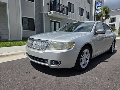 Used 2009 Lincoln MKZ FWD image 1